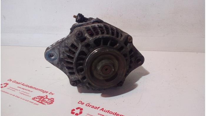 Gebruikte Dynamo Honda Civic (EJ/EK) 1.4iS 16V Prijs € 40,00 Margeregeling aangeboden door de Graaf autodemontage B.V.