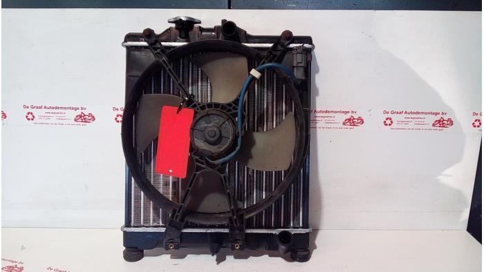 Gebruikte Radiateur Honda Civic (EJ/EK) 1.4iS 16V Prijs € 60,00 Margeregeling aangeboden door de Graaf autodemontage B.V.