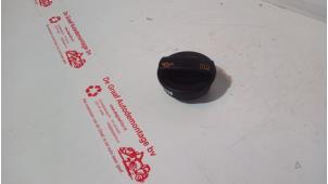 Gebruikte Oliedop Volkswagen Passat Variant (3C5) 2.0 FSI 16V Prijs € 7,50 Margeregeling aangeboden door de Graaf autodemontage B.V.