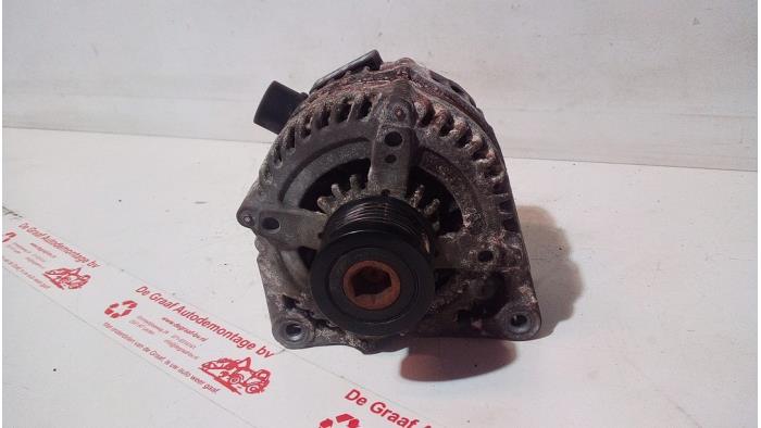 Gebruikte Dynamo Ford Focus 3 1.0 Ti-VCT EcoBoost 12V 100 Prijs € 40,00 Margeregeling aangeboden door de Graaf autodemontage B.V.