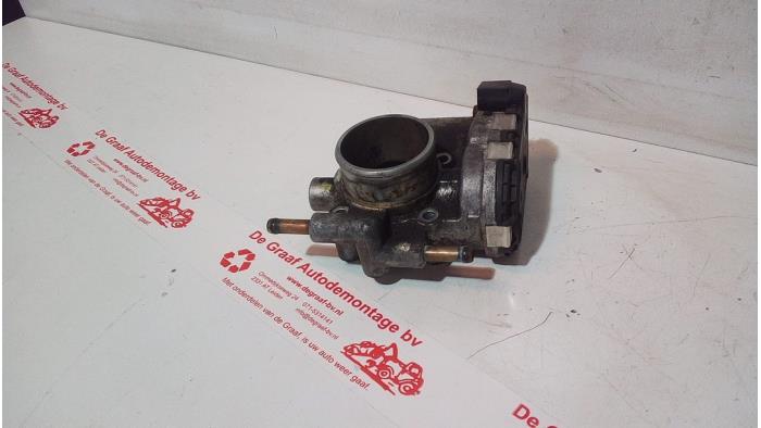 Gebruikte Gasklephuis Opel Astra H (L48) 1.4 16V Twinport Prijs € 30,00 Margeregeling aangeboden door de Graaf autodemontage B.V.