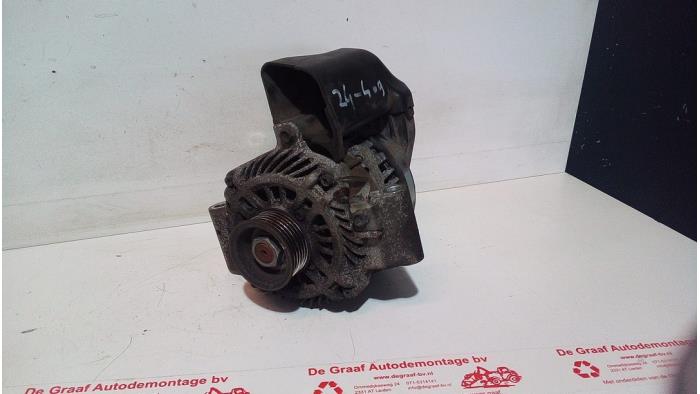 Gebruikte Dynamo Mazda 6 Sportbreak (GY19/89) 2.0i 16V S-VT Prijs € 35,00 Margeregeling aangeboden door de Graaf autodemontage B.V.
