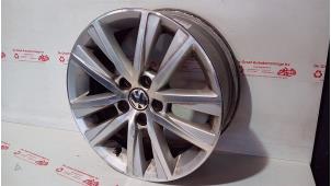 Gebruikte Velg Volkswagen Polo V (6R) 1.2 12V BlueMotion Technology Prijs € 80,00 Margeregeling aangeboden door de Graaf autodemontage B.V.