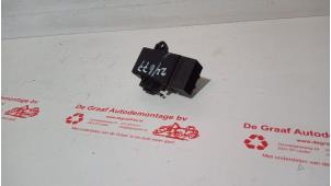 Gebruikte Stoelverwarmings module Skoda Citigo 1.0 12V G-TEC Prijs € 25,00 Margeregeling aangeboden door de Graaf autodemontage B.V.