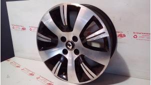 Gebruikte Velg Renault Megane II Grandtour (KM) 1.6 16V Prijs € 75,00 Margeregeling aangeboden door de Graaf autodemontage B.V.