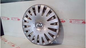 Gebruikte Wieldop Volkswagen Passat Variant (3B6) 2.0 20V Prijs € 12,50 Margeregeling aangeboden door de Graaf autodemontage B.V.