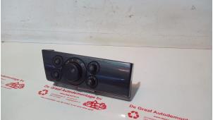 Gebruikte Licht Schakelaar Opel Astra H (L48) 1.6 16V Twinport Prijs € 30,00 Margeregeling aangeboden door de Graaf autodemontage B.V.