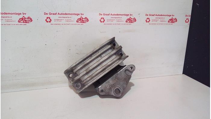 Gebruikte Motorrubber Ford Transit 2.2 TDCi 16V Prijs € 35,00 Margeregeling aangeboden door de Graaf autodemontage B.V.