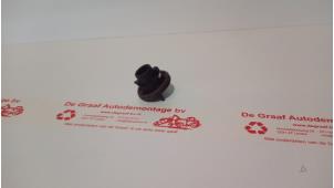 Gebruikte Koplamp fitting Ford Transit 2.2 TDCi 16V Prijs € 10,00 Margeregeling aangeboden door de Graaf autodemontage B.V.