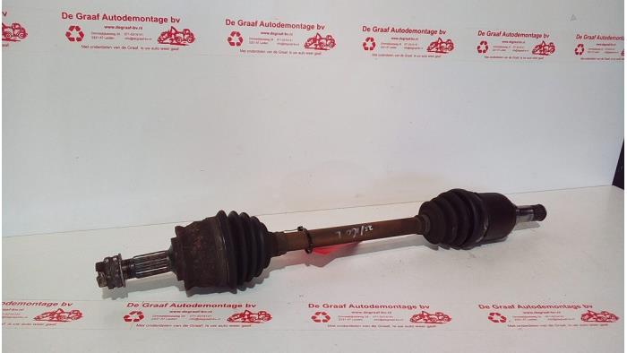 Gebruikte Steekas links-voor Fiat Panda (169) 1.1 Fire Prijs € 30,00 Margeregeling aangeboden door de Graaf autodemontage B.V.