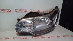 Gebruikte Koplamp links Citroen C5 III Tourer (RW) 1.8 16V Prijs € 100,00 Margeregeling aangeboden door de Graaf autodemontage B.V.
