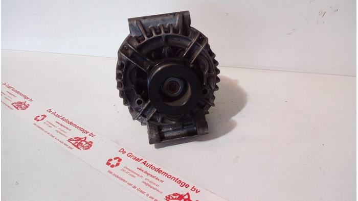 Dynamo van een Dacia Logan MCV (KS) 1.6 2009