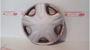 Gebruikte Wieldop Daihatsu Cuore (L701) 1.0 12V Prijs € 10,00 Margeregeling aangeboden door de Graaf autodemontage B.V.