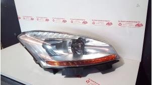 Gebruikte Koplamp rechts Citroen C4 Picasso (UD/UE/UF) 1.6 16V VTi 120 Prijs € 70,00 Margeregeling aangeboden door de Graaf autodemontage B.V.