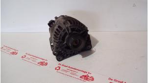 Gebruikte Alternator Seat Ibiza III (6L1) 1.4 16V 75 Prijs € 35,00 Margeregeling aangeboden door de Graaf autodemontage B.V.