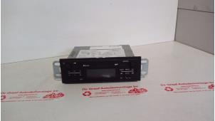 Gebruikte Radio Renault Trafic (1FL/2FL/3FL/4FL) 1.6 dCi 95 Prijs € 100,00 Margeregeling aangeboden door de Graaf autodemontage B.V.