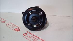 Gebruikte Pomp Servo Ford Focus 2 1.6 Ti-VCT 16V Prijs € 125,00 Margeregeling aangeboden door de Graaf autodemontage B.V.