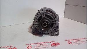 Gebruikte Alternator Volkswagen Polo IV (9N1/2/3) 1.4 16V Prijs € 40,00 Margeregeling aangeboden door de Graaf autodemontage B.V.