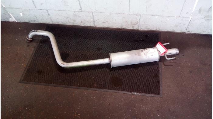 Gebruikte Uitlaat Middendemper Toyota Yaris Verso (P2) 1.3 16V Prijs € 50,00 Margeregeling aangeboden door de Graaf autodemontage B.V.