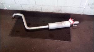 Gebruikte Uitlaat Middendemper Toyota Yaris Verso (P2) 1.3 16V Prijs € 50,00 Margeregeling aangeboden door de Graaf autodemontage B.V.