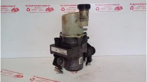 Gebruikte Pomp Servo Dacia Duster (HS) 1.5 dCi Prijs € 200,00 Margeregeling aangeboden door de Graaf autodemontage B.V.