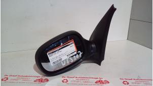 Gebruikte Spiegel Buiten links Renault Clio II (BB/CB) 1.4 Prijs € 25,00 Margeregeling aangeboden door de Graaf autodemontage B.V.