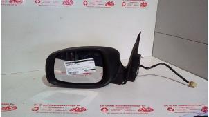 Gebruikte Buitenspiegel links Suzuki Swift (ZA/ZC/ZD1/2/3/9) 1.5 VVT 16V Prijs € 30,00 Margeregeling aangeboden door de Graaf autodemontage B.V.