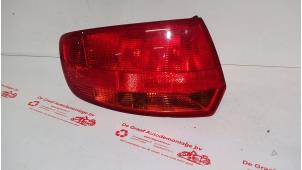 Gebruikte Achterlicht links Audi A3 Sportback (8PA) 1.6 Prijs € 30,00 Margeregeling aangeboden door de Graaf autodemontage B.V.