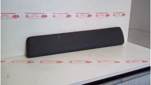 Gebruikte Sierlijst Opel Vivaro 2.0 CDTI Prijs € 25,00 Margeregeling aangeboden door de Graaf autodemontage B.V.
