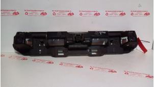 Gebruikte Bumpersteun midden-achter Citroen DS3 (SA) 1.6 e-HDi Prijs € 30,00 Margeregeling aangeboden door de Graaf autodemontage B.V.