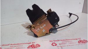 Gebruikte Achterklep Slotmechaniek Volvo S60 I (RS/HV) 2.3 T5 20V Prijs € 50,00 Margeregeling aangeboden door de Graaf autodemontage B.V.