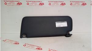 Gebruikte Zonneklep Renault Kangoo (KC) 1.4 Prijs € 20,00 Margeregeling aangeboden door de Graaf autodemontage B.V.