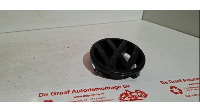 Embleem van een Volkswagen Transporter/Caravelle T4  2000