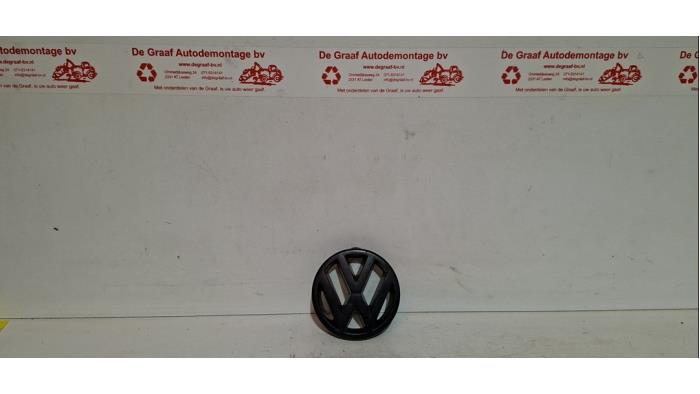 Embleem van een Volkswagen Transporter/Caravelle T4  2000