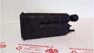 Gebruikte Koolstoffilter Dacia Sandero II 0.9 TCE 12V Prijs € 50,00 Margeregeling aangeboden door de Graaf autodemontage B.V.