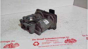 Gebruikte Gasklephuis Dacia Sandero II 0.9 TCE 12V Prijs € 25,00 Margeregeling aangeboden door de Graaf autodemontage B.V.