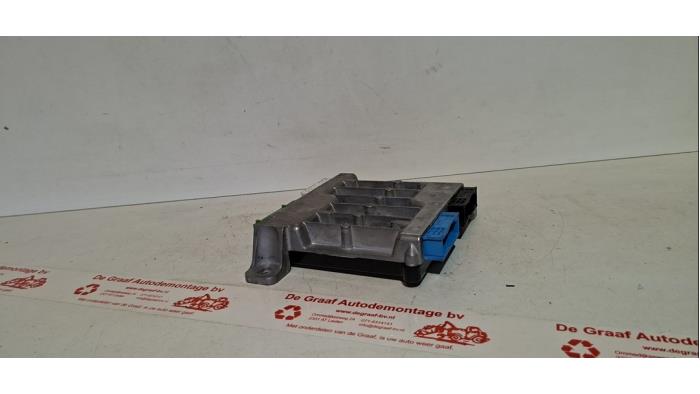 Computer Body Control van een MINI Mini One/Cooper (R50) 1.6 16V One 2003