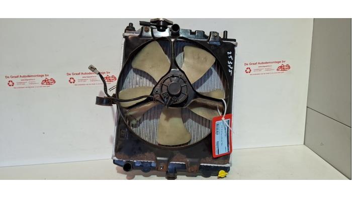 Gebruikte Radiateur Daihatsu Cuore (L501) 850,Domino Prijs € 75,00 Margeregeling aangeboden door de Graaf autodemontage B.V.