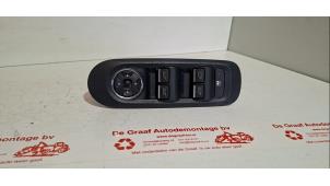 Gebruikte Combischakelaar ramen Ford Mondeo IV Wagon 1.6 Ti 16V Prijs € 30,00 Margeregeling aangeboden door de Graaf autodemontage B.V.