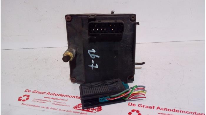 ABS Pomp van een Mercedes-Benz C (W202) 1.8 C-180 16V 1996