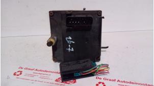 ABS Pomp van een Mercedes-Benz C (W202) 1.8 C-180 16V 1996