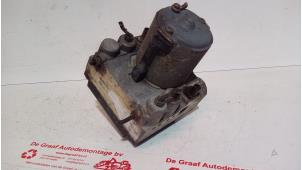 Gebruikte ABS Pomp Mercedes C (W202) 1.8 C-180 16V Prijs € 125,00 Margeregeling aangeboden door de Graaf autodemontage B.V.