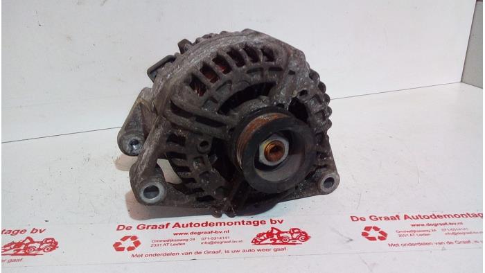 Gebruikte Dynamo Opel Meriva (A) 1.4 16V Twinport Prijs € 30,00 Margeregeling aangeboden door de Graaf autodemontage B.V.