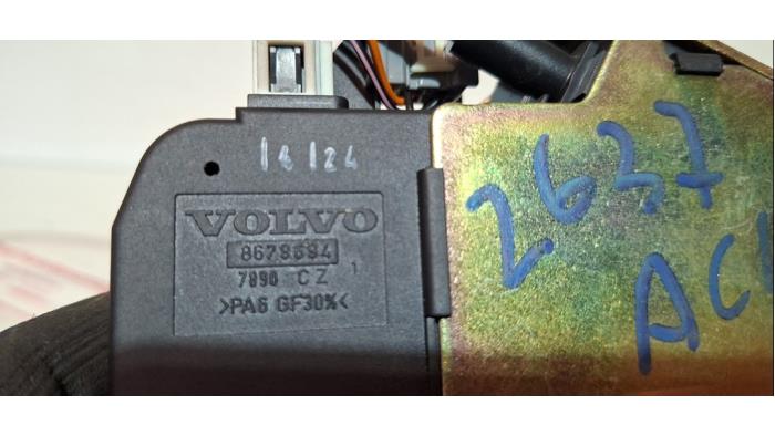 Slotmechaniek Achterklep van een Volvo S80 (TR/TS) 2.4 SE 20V 170 2004