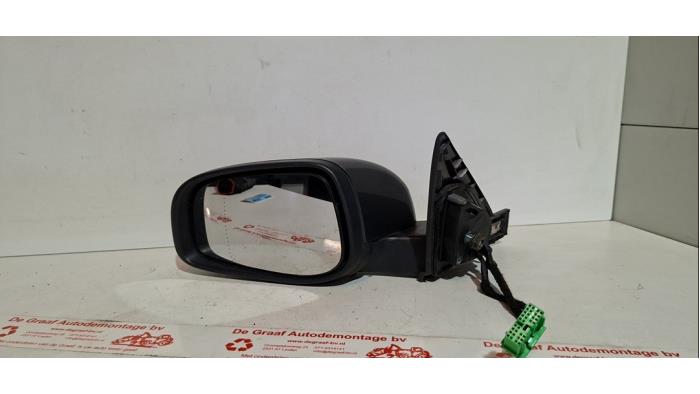 Buitenspiegel links van een Volvo S80 (TR/TS) 2.4 SE 20V 170 2004