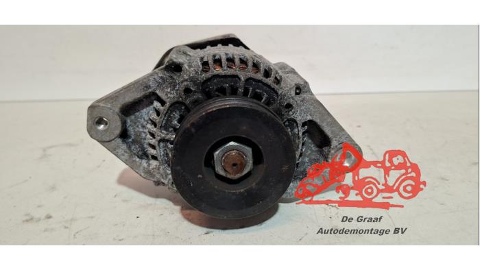 Gebruikte Dynamo Suzuki Swift (SA310/413) 1.3 GL,GLX Prijs € 40,00 Margeregeling aangeboden door de Graaf autodemontage B.V.