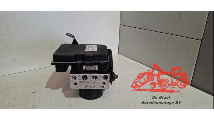 Gebruikte ABS Pomp Volkswagen Polo V (6R) 1.2 12V Prijs € 40,00 Margeregeling aangeboden door de Graaf autodemontage B.V.