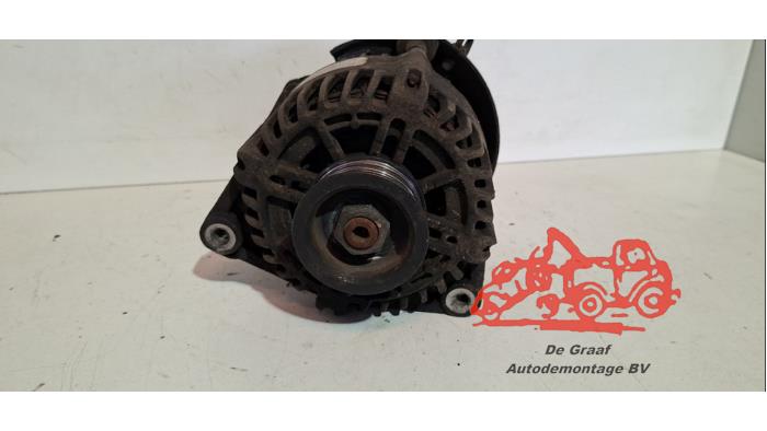 Gebruikte Dynamo Ford Transit Connect 1.8 Tddi Prijs € 50,00 Margeregeling aangeboden door de Graaf autodemontage B.V.
