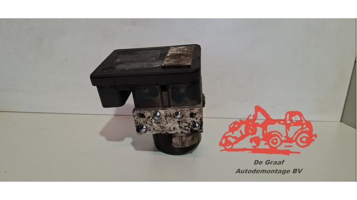 Gebruikte ABS Pomp Ford Kuga I 2.0 TDCi 16V 140 4x4 Prijs € 150,00 Margeregeling aangeboden door de Graaf autodemontage B.V.