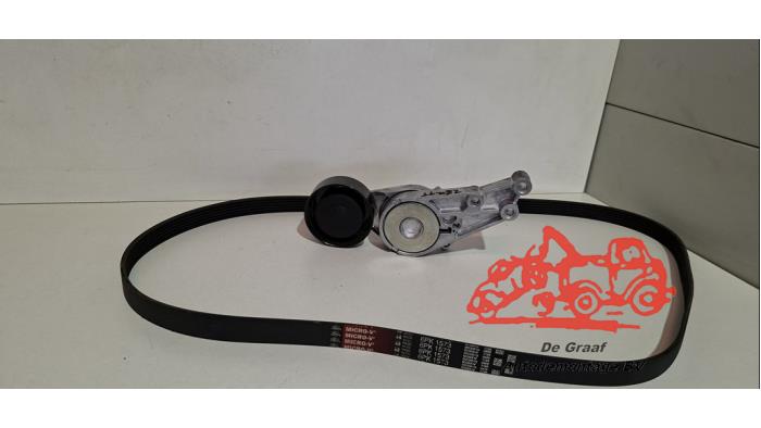 Gebruikte Spanner multiriem Audi A4 Avant (B7) 2.0 20V Prijs € 50,00 Margeregeling aangeboden door de Graaf autodemontage B.V.